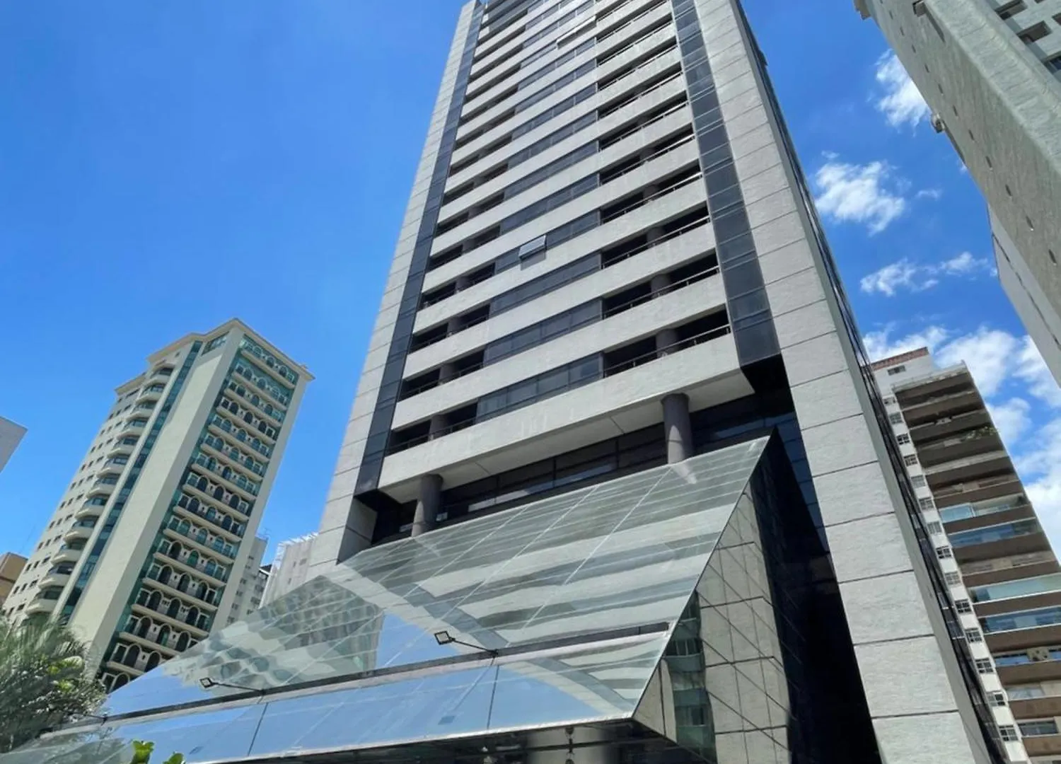 Flat No Hotel Q. Paulista Nos Jardins, Com Sacada! 상파울루
